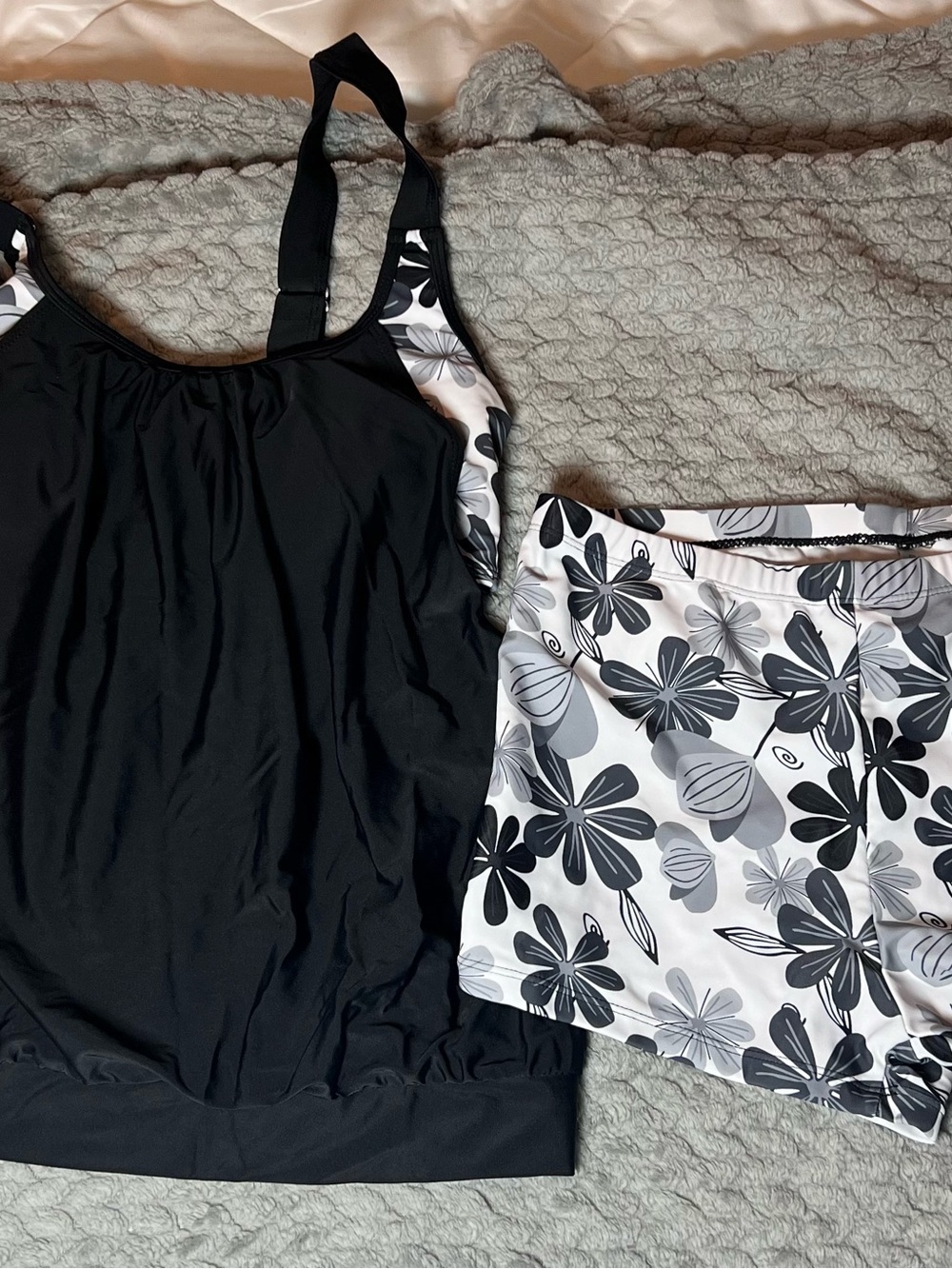 White and Black Floral Swimsuit Set